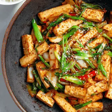 Stir-Fried Garlic Scapes with Tofu – Easy Plant-Based Meal 2 Stir-Fried Garlic Scapes with Tofu – Easy Plant-Based Meal