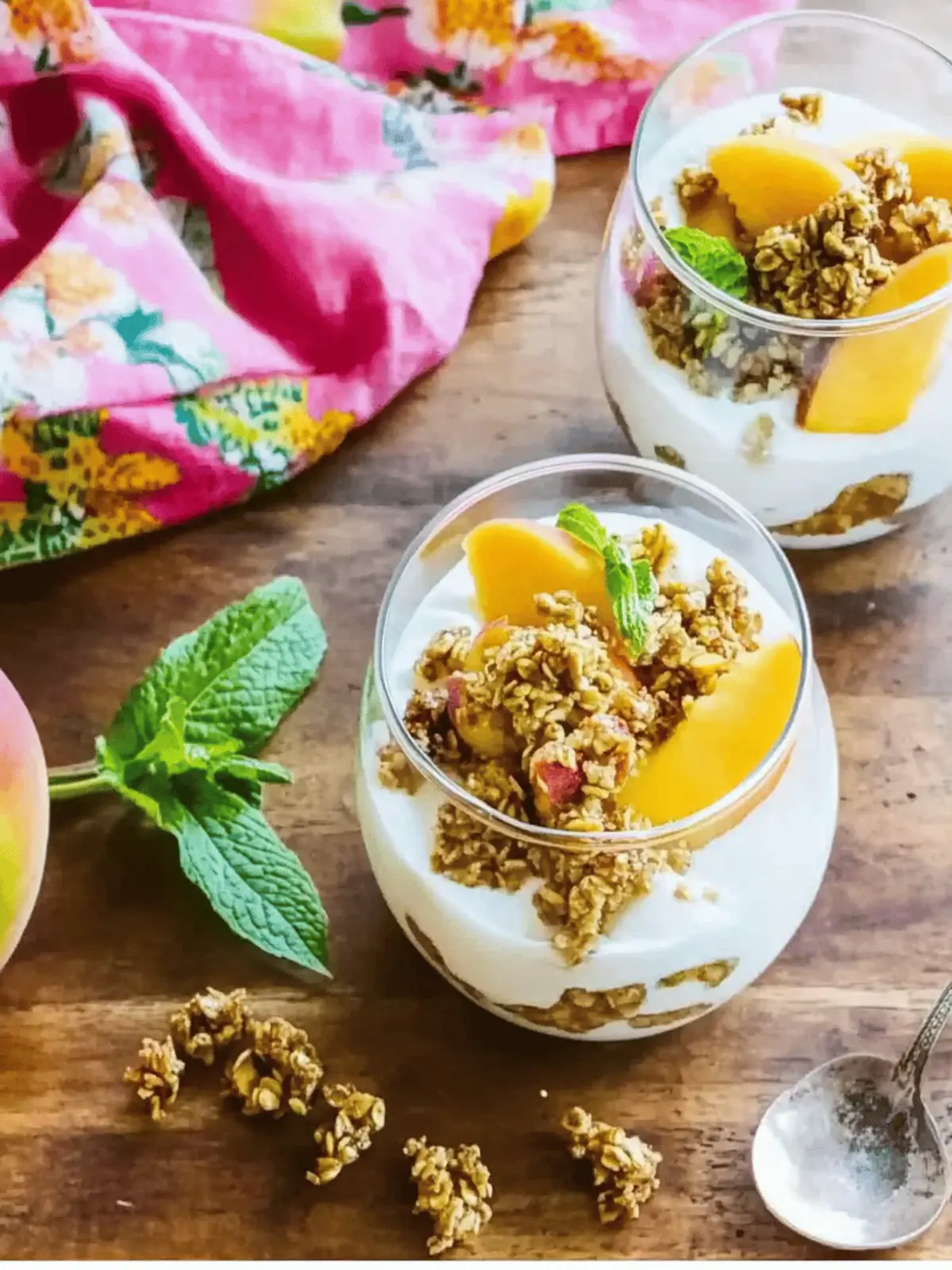 Creamy Peach Yogurt Parfait: A Quick Vegan Delight