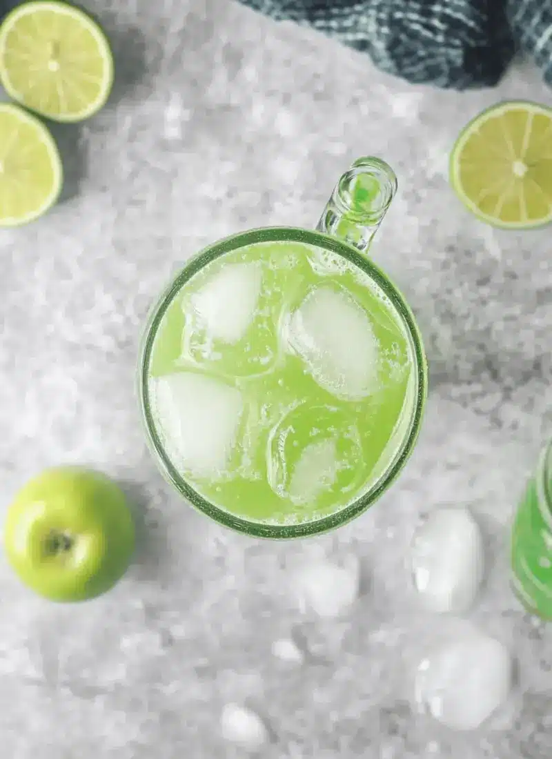 Healthy Sour Green Apple & Lime Soda