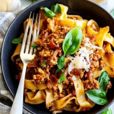 Chicken Bolognese with bacon
