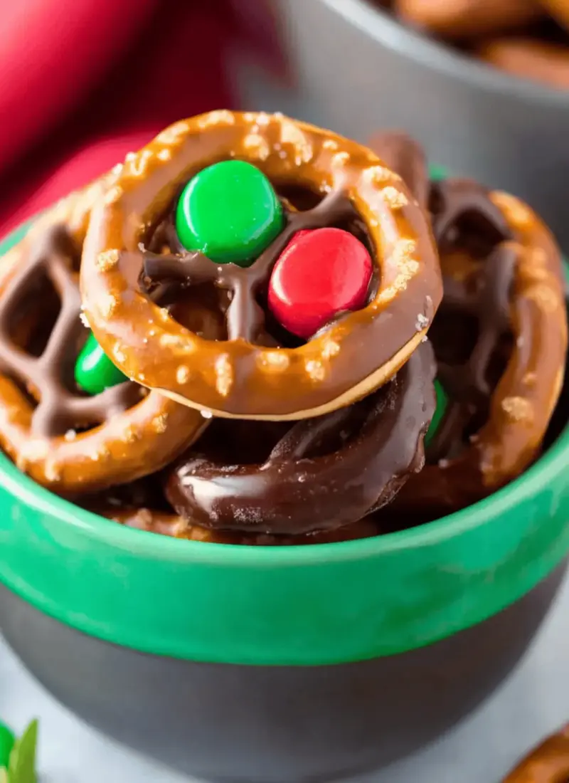 Rolo Pretzels – 3 ways!