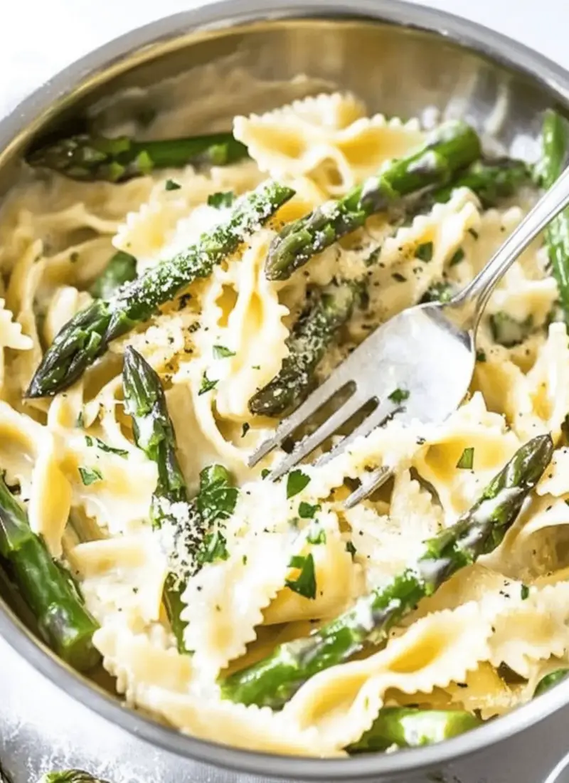 Creamy Lemon Asparagus Pasta