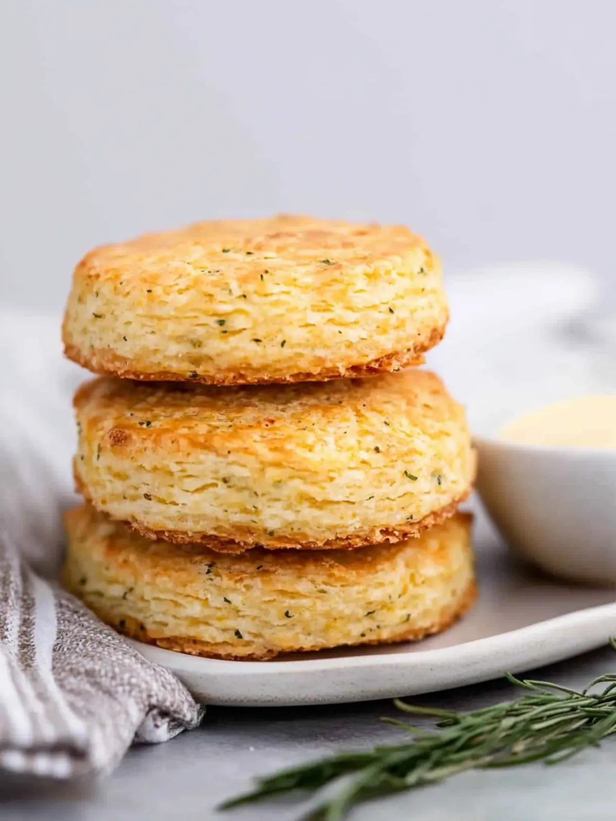 Cheddar Tarragon Buttermilk Biscuits That Wow Every Time 4 Cheddar Tarragon Buttermilk Biscuits