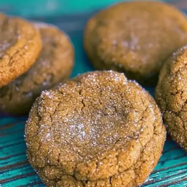 Gingersnap Cookie Recipe – Chewy Delight for Christmas Treats 10 Gingersnap Cookie Recipe – Christmas Cookies
