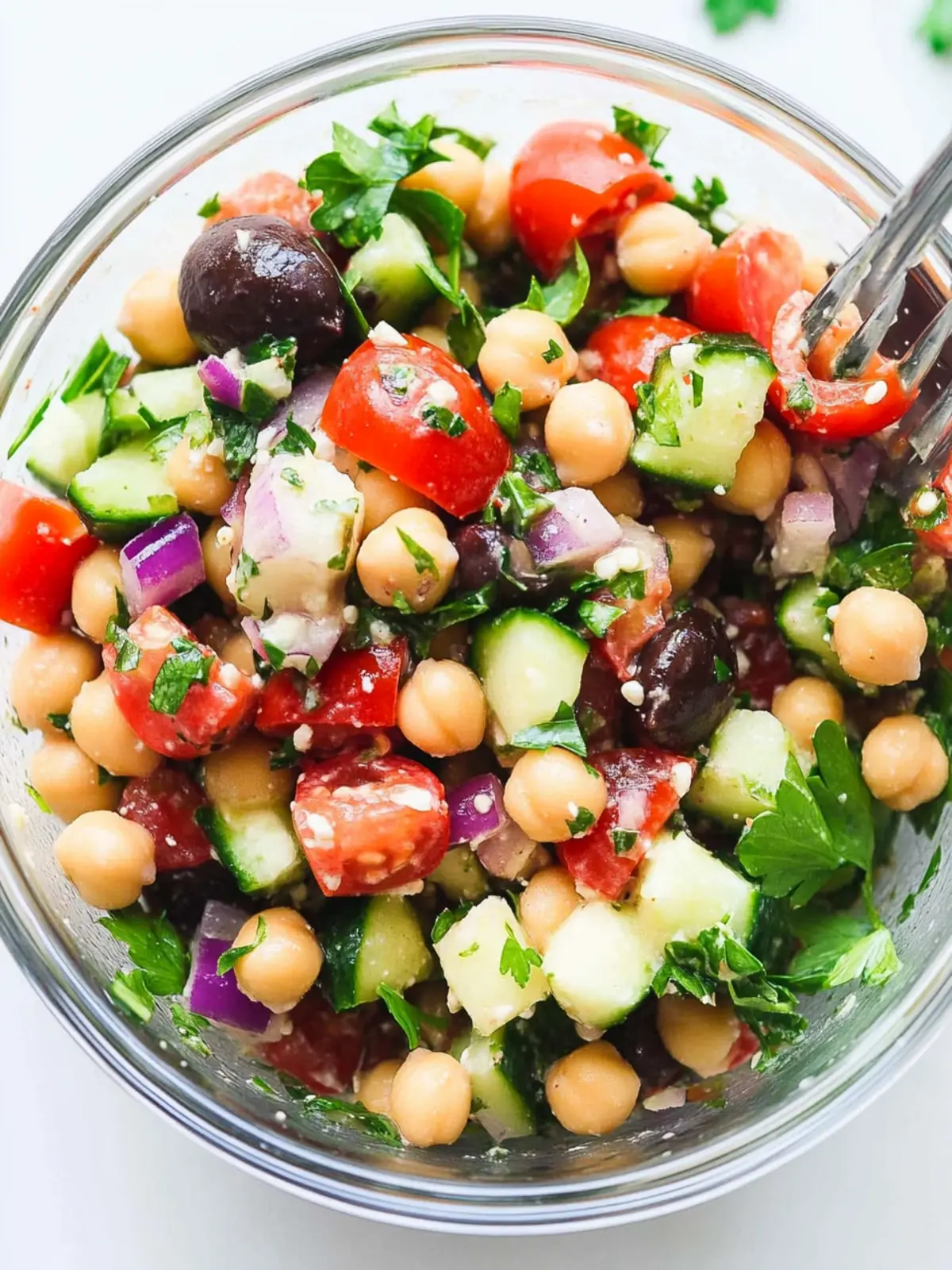 The Best Mediterranean Chickpea Salad in Just 10 Minutes 2 The Best Mediterranean Chickpea Salad