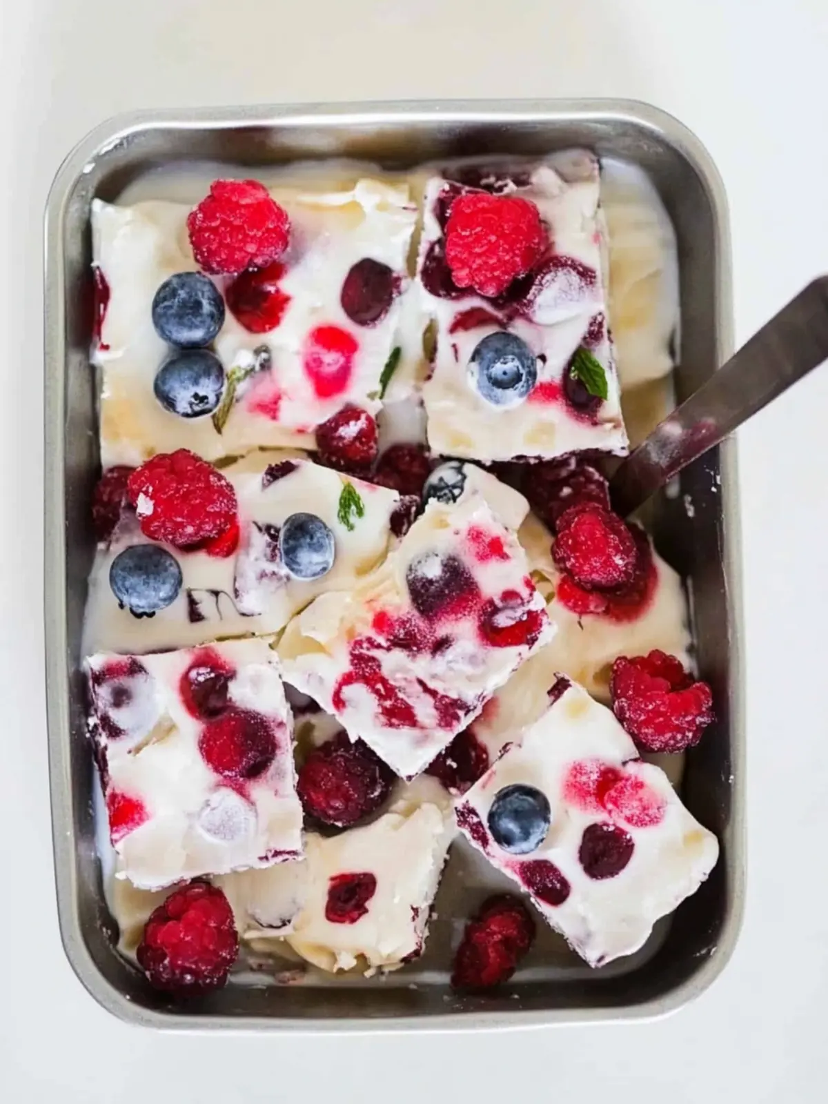 Healthy Easy Yogurt Bark: A Guilt-Free Summer Treat 4 Easy Yogurt Bark