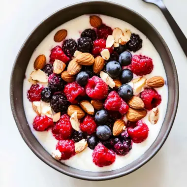 Yogurt with Berries and Nuts: Your 5-Minute Easy Breakfast 10 Yogurt with Berries and Nuts | Easy Breakfast Idea