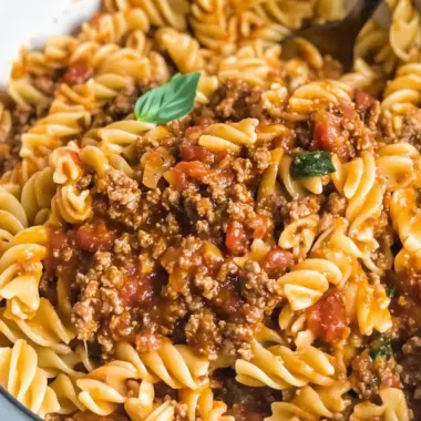Instant Pot Pasta with Meat Sauce Ready in Just 20 Minutes 9 Instant Pot Pasta with Meat Sauce