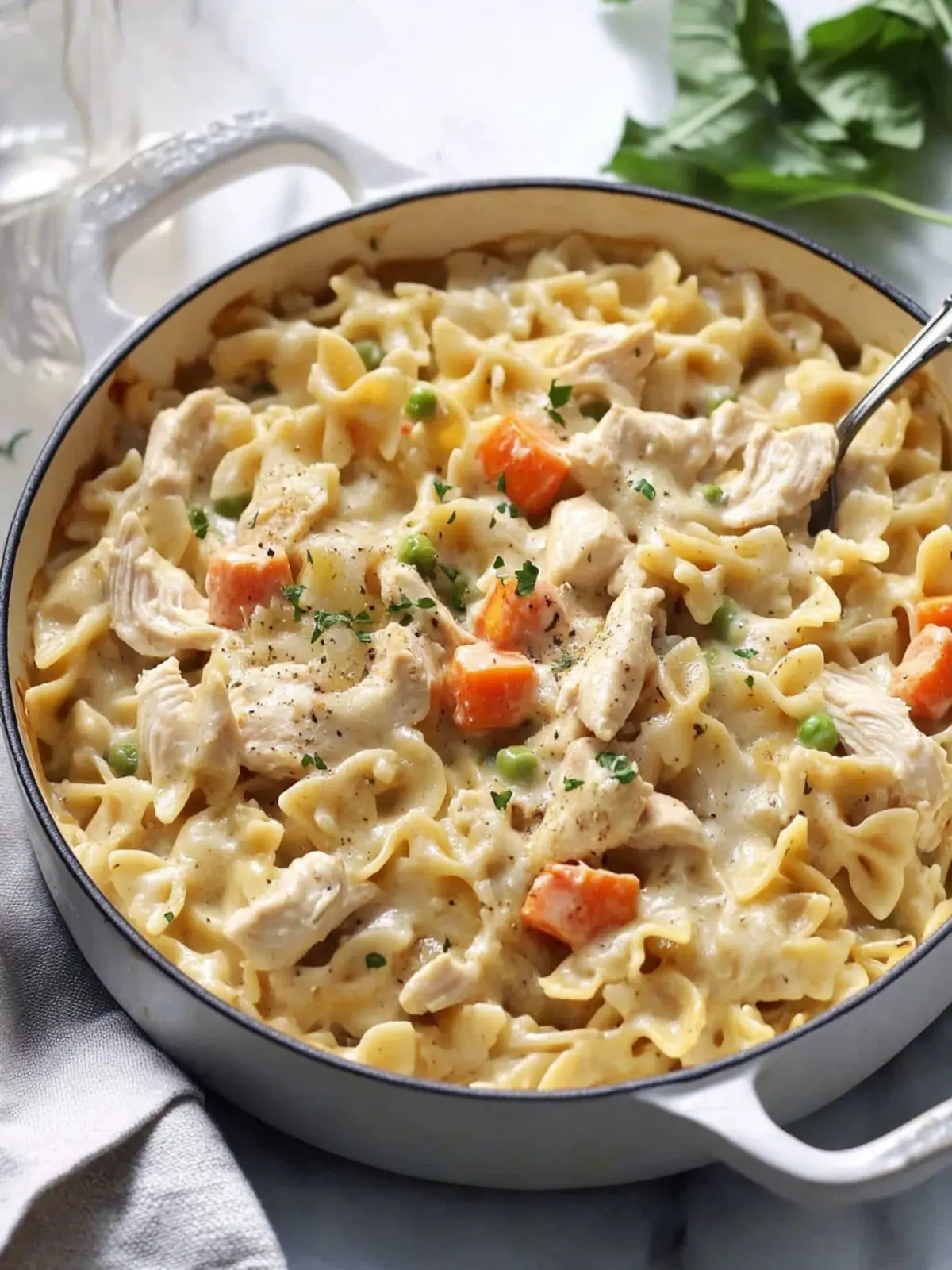 Quick Chicken Pot Pie Pasta: Comfort Food in 30 Minutes 4 Quick Chicken Pot Pie Pasta