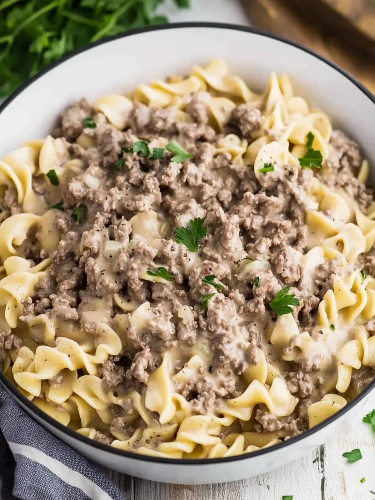 Creamy Easy Ground Beef Stroganoff in Just 30 Minutes 4 Easy Ground Beef Stroganoff (No Cream Soup)