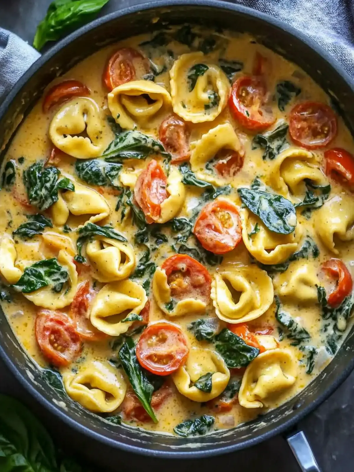 One Pot Creamy Spinach Tomato Tortellini for Effortless Flavor 4 One Pot Creamy Spinach Tomato Tortellini