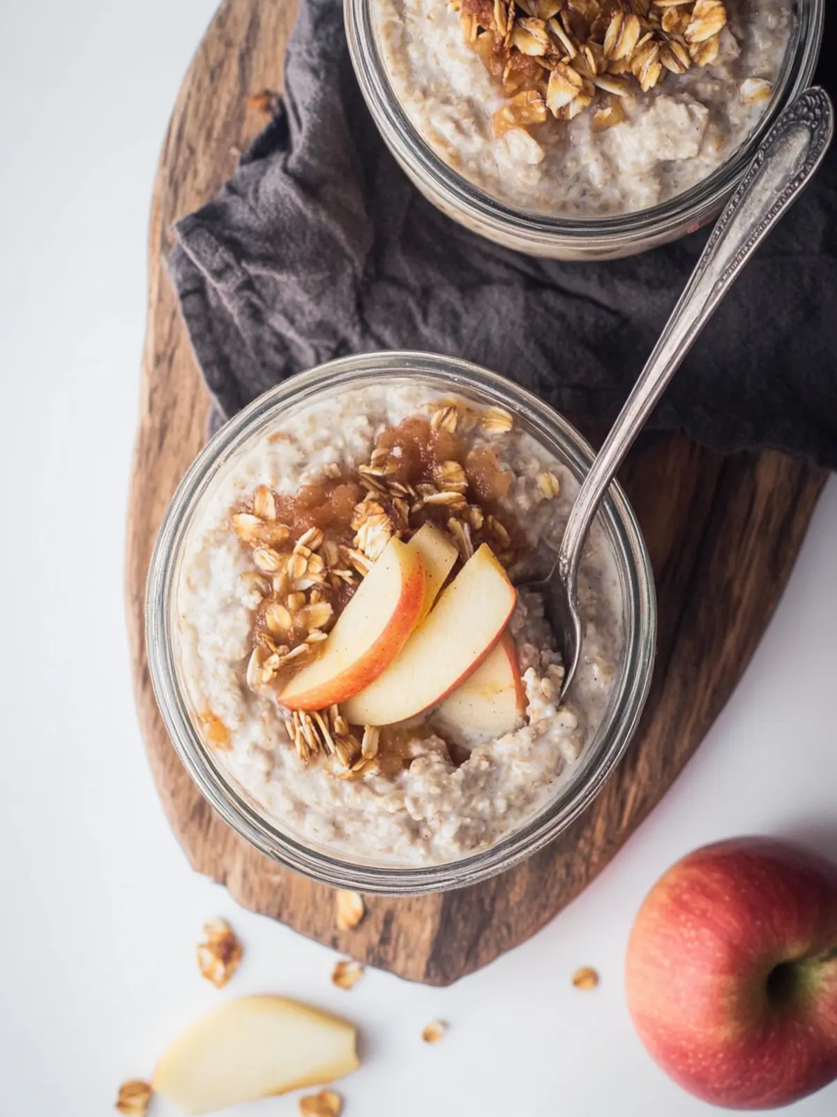 Delicious Apple Pie Overnight Oats for Effortless Mornings 5 Apple Pie Overnight Oats